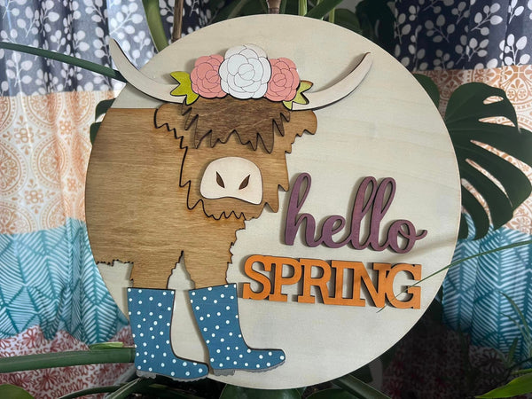 Highland Cow Hello Spring